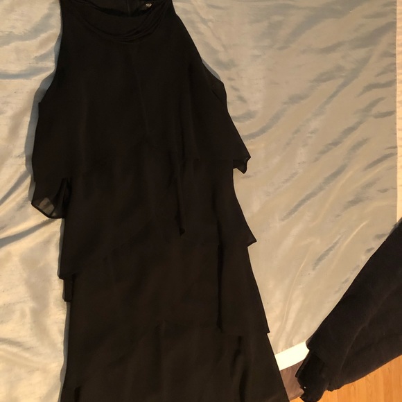 Black cocktail dress. - Picture 3 of 5